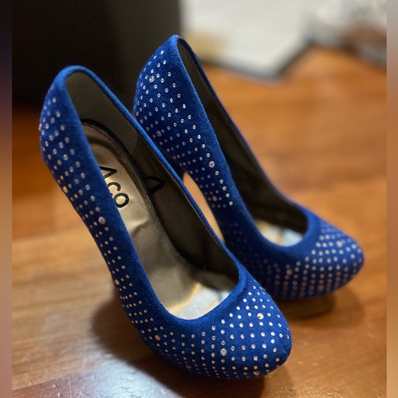ACO Brand new Blue Studded Women's Heels - Picture 3 of 6
